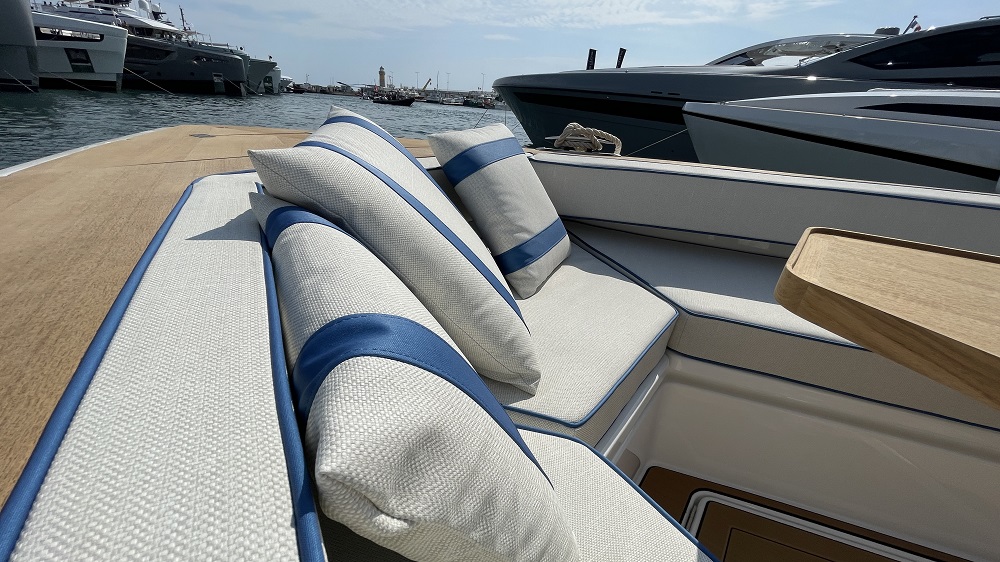 silvertex cushions boat